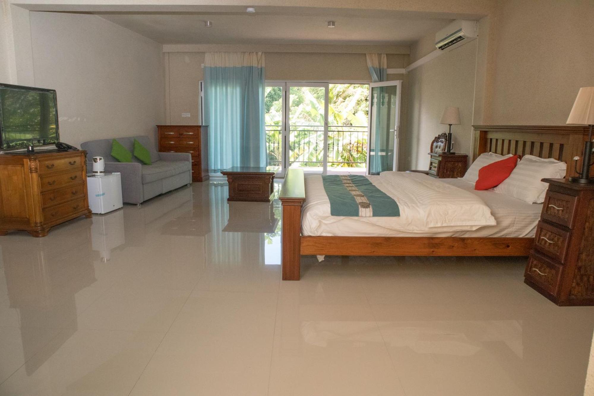 Amanda Villa - Best Value Mountain Top Inn О-Кап Экстерьер фото