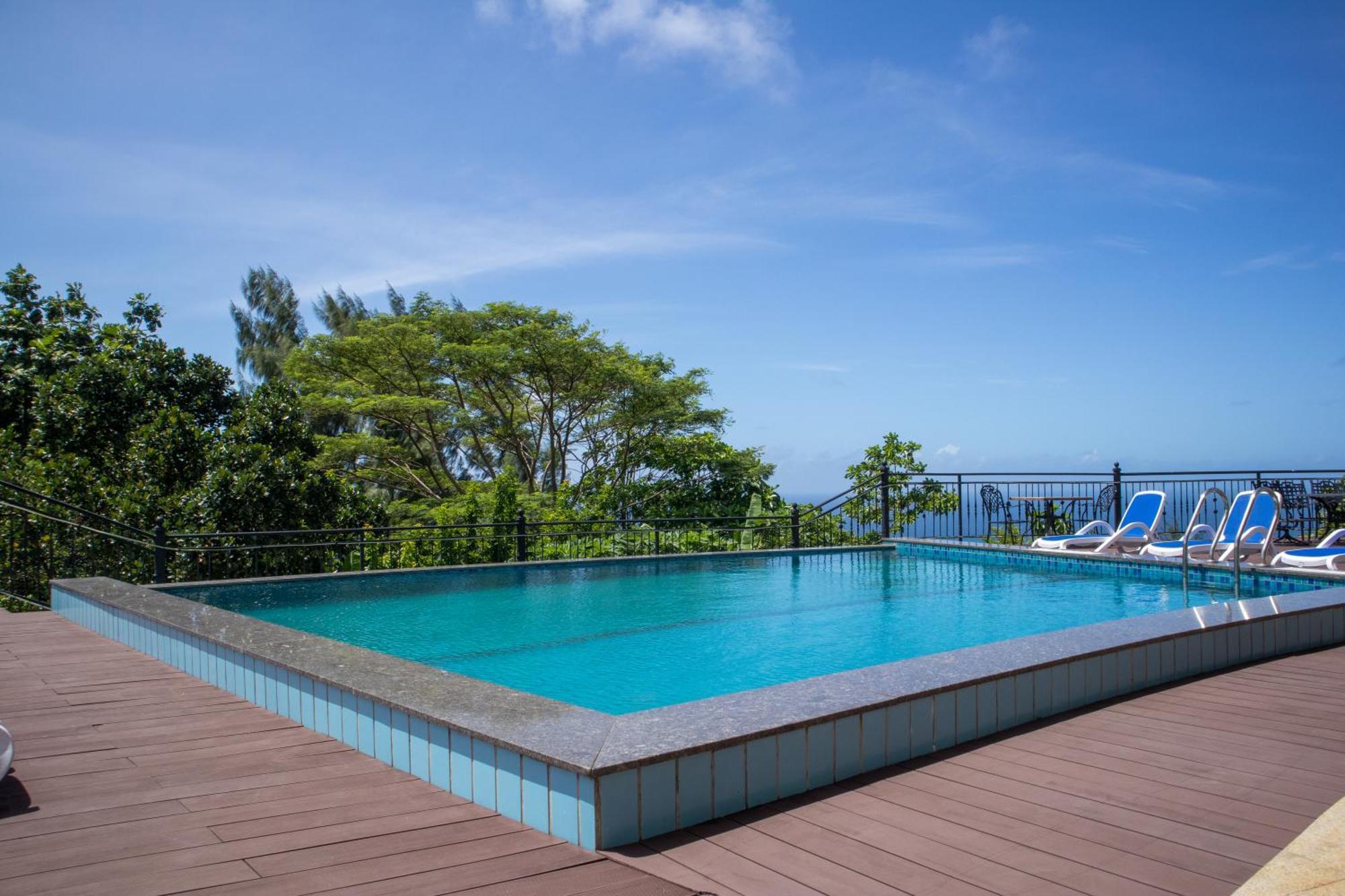 Amanda Villa - Best Value Mountain Top Inn О-Кап Экстерьер фото