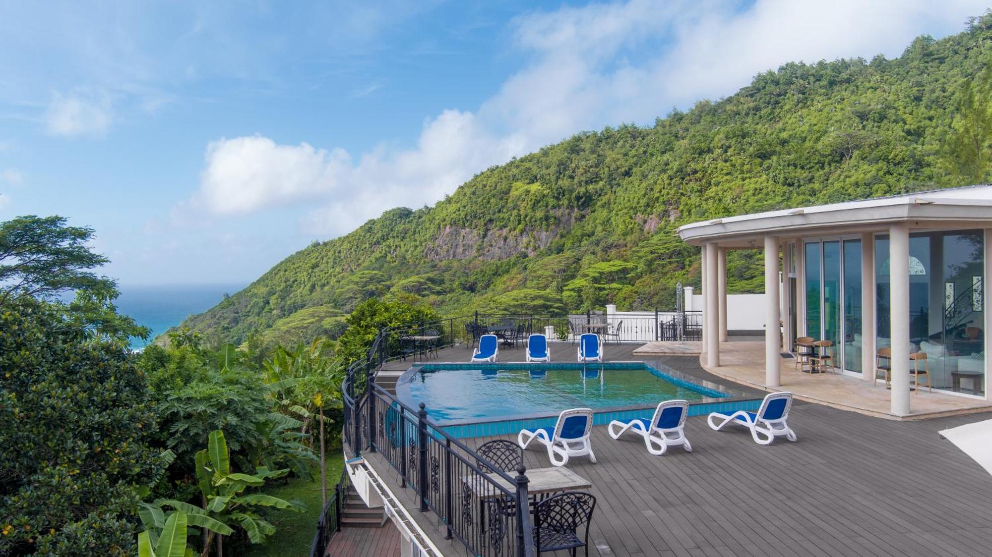 Amanda Villa - Best Value Mountain Top Inn О-Кап Экстерьер фото